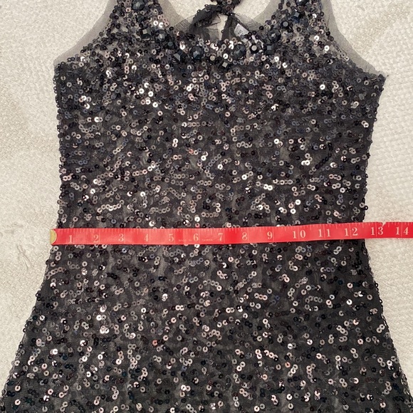 New Generation tulle sequins/beads top - Picture 11 of 16
